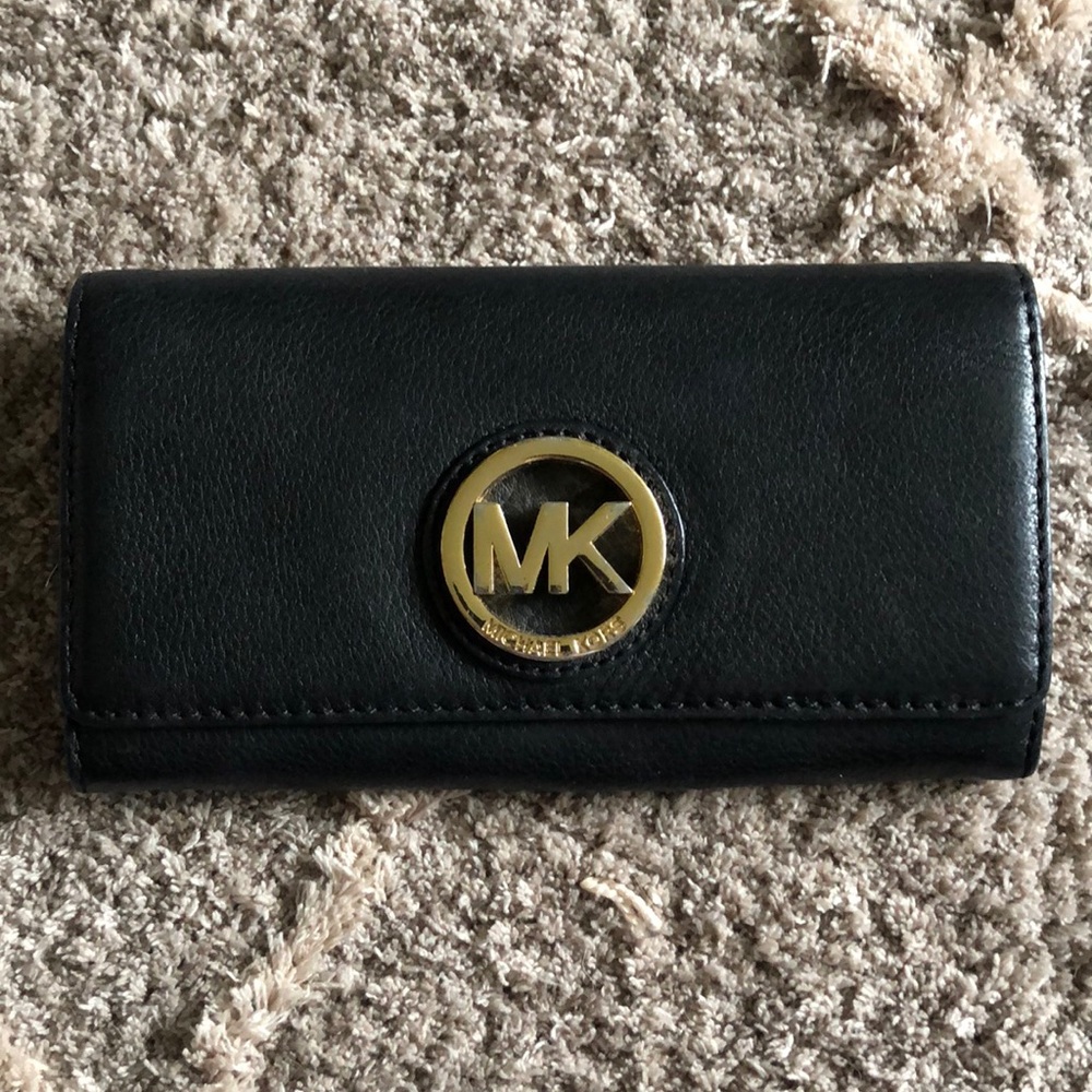 Michael Kors wallet